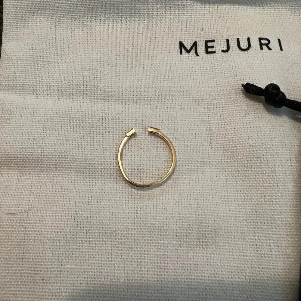 Mejuri 14K gold, Baguette Diamonds Open Ring - Size 7 (adjustable) - Picture 5 of 6